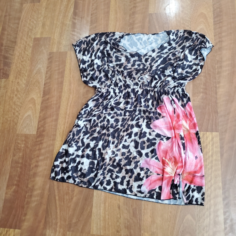 SHEIN Leopard Print Dress with Pink Floral Design MEDIUM